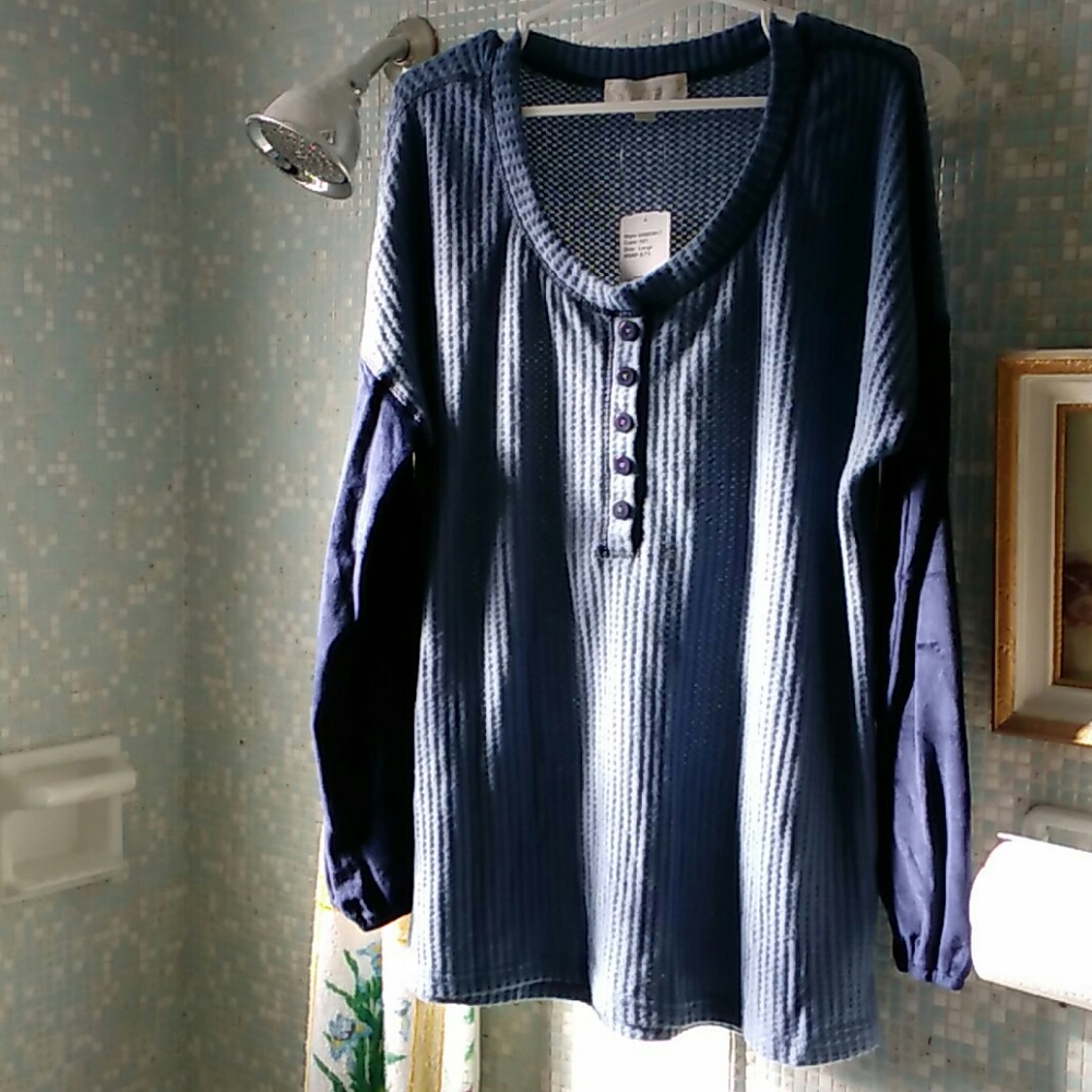 NWT Navy blue sweater by Suzanne Betro